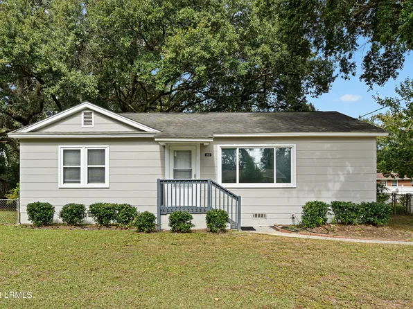 2807 2nd St, Beaufort, SC 29902