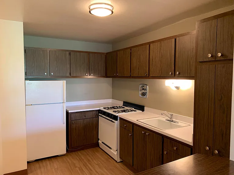 Park Village Apartments — Photo 24