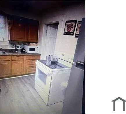 3 bed, 1200 sqft, $1,695 — Photo 2