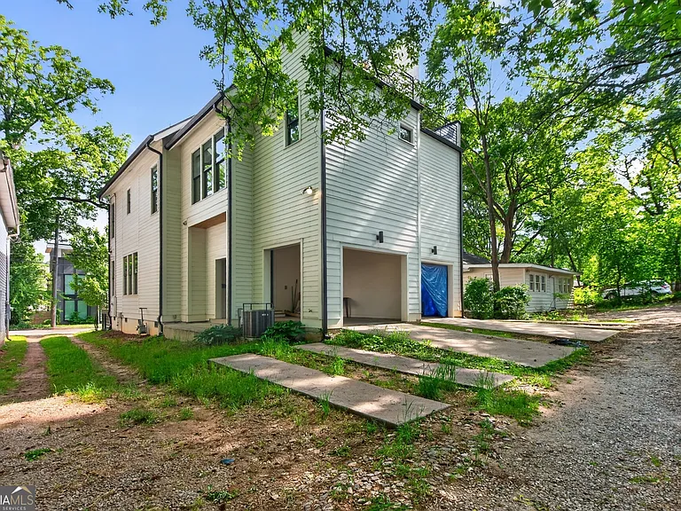 454 Calhoun St NW #B — Photo 8