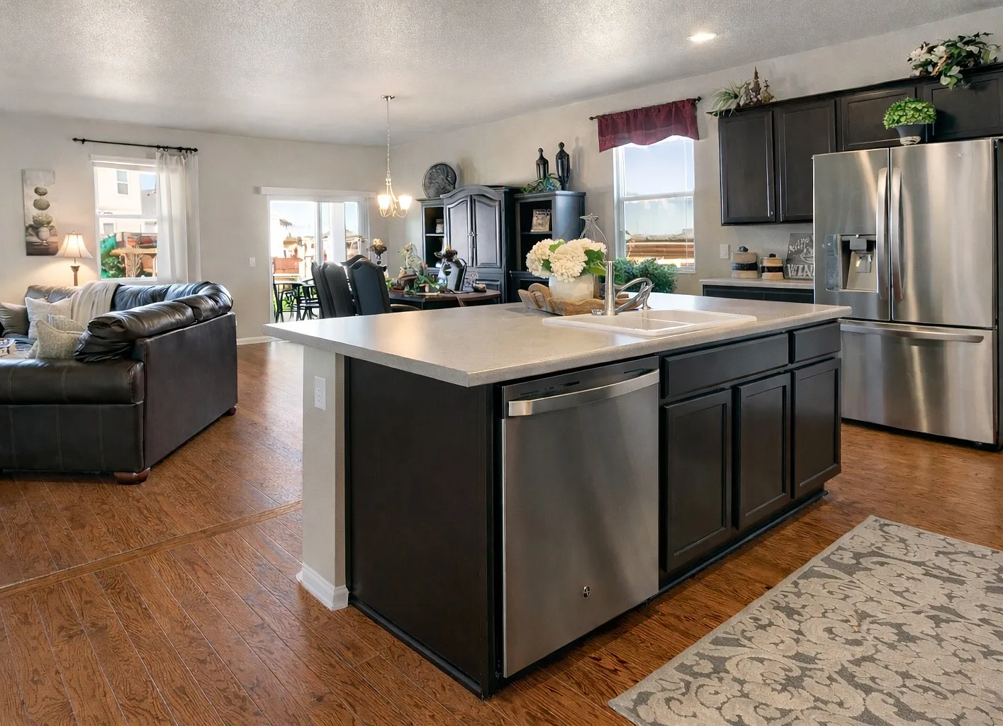 3 bed, 1620 sqft, $2,650 — Photo 4