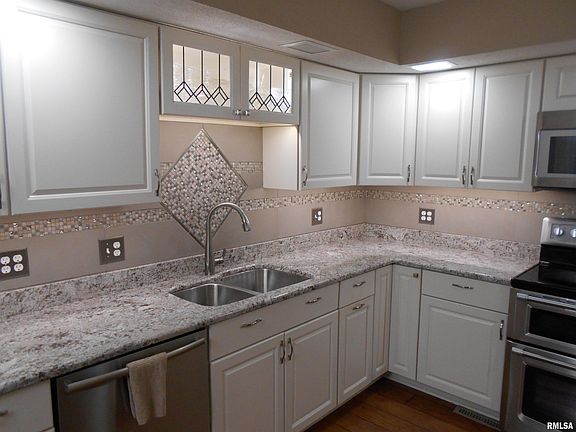 4th image of 70 Lake Michael Dr