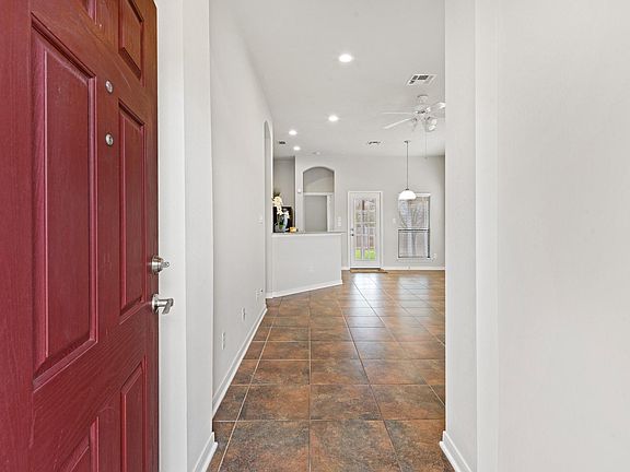 3rd image of 2041 Mountain Wind Loop