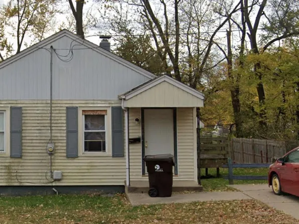 3024 W Wiswall St, Peoria, IL 61605