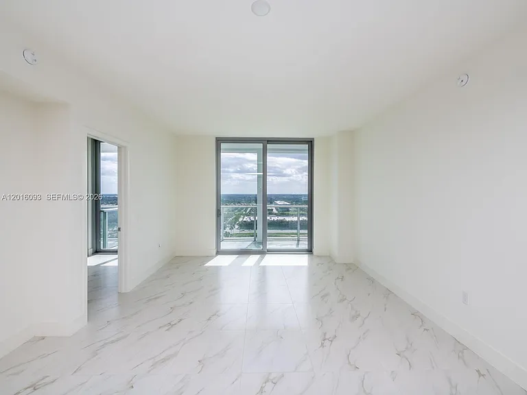 2000 S Metropica Way #2007 — Photo 8