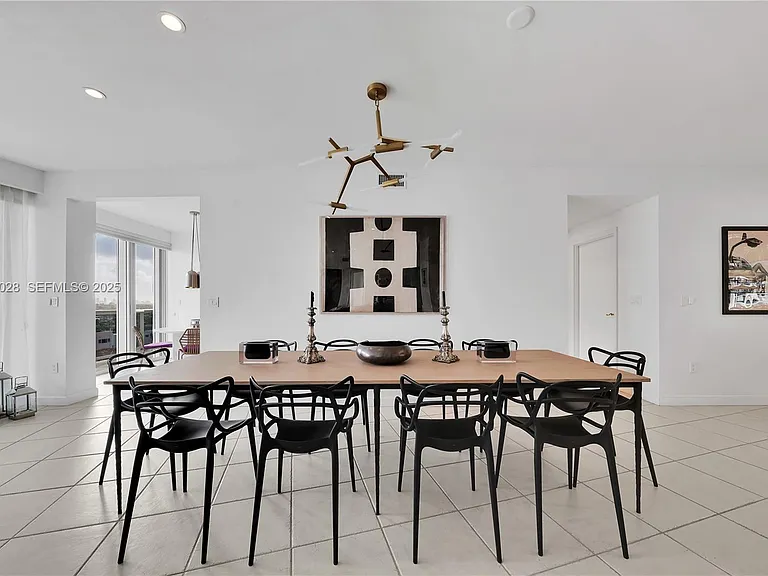 9601 Collins Ave #809 — Photo 4