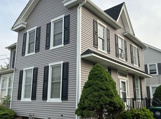 32 Maple St #B, Milford, NJ 08848