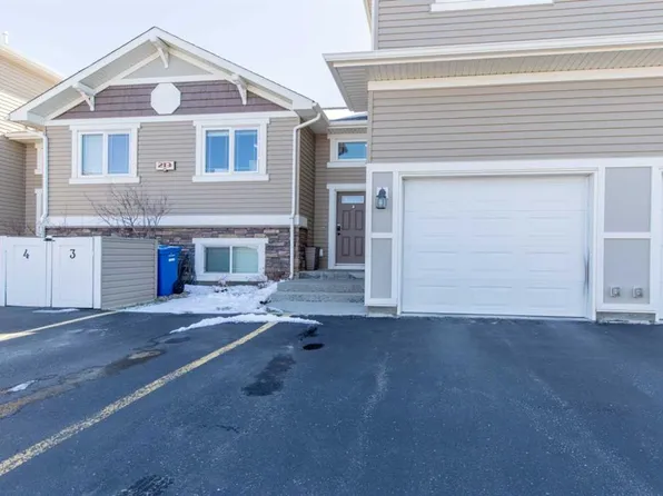 213 W Lettice Perry Rd N #3, Lethbridge, AB T1H 6Z3