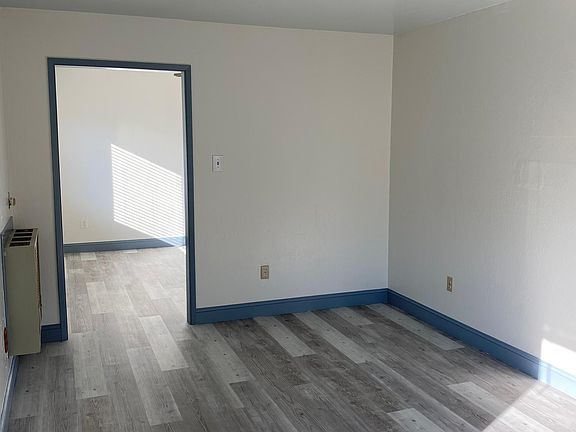 5th image of 4919 Hilltop Dr #2
