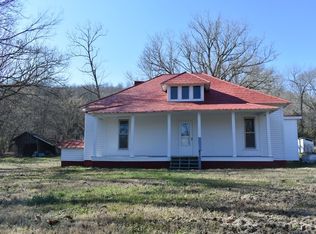 5 Dog Branch Rd S, Pleasant Shade, TN 37145