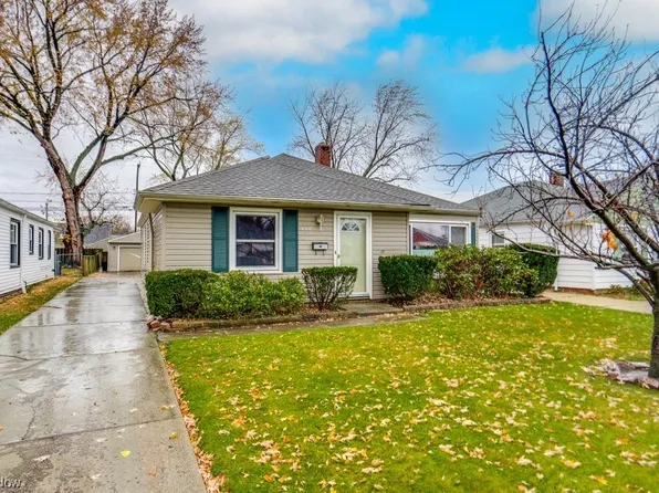 436 E 309th St, Willowick, OH 44095