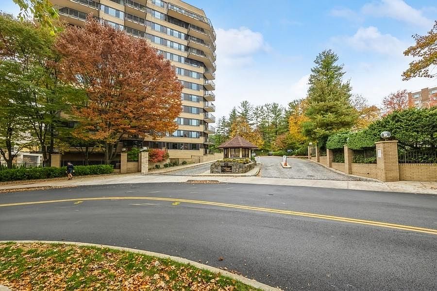 1st image of 25 Rockledge Avenue #1107