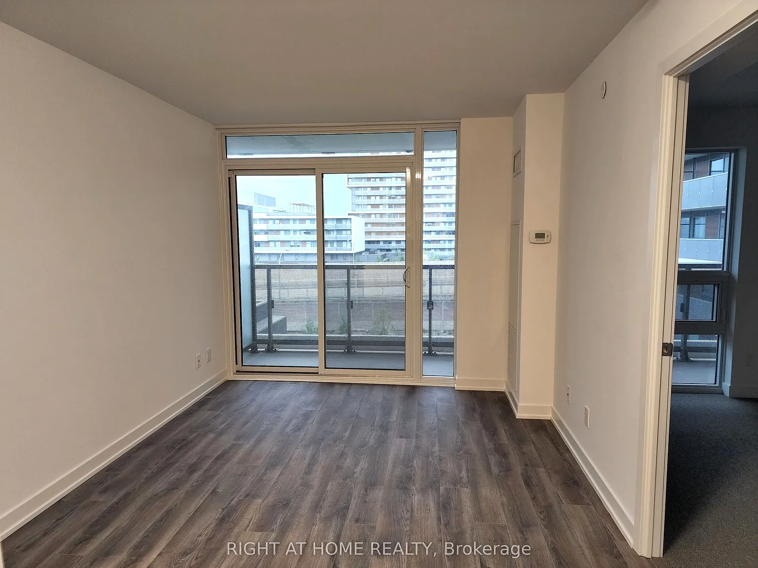 1 bed, $2,100 — Photo 4