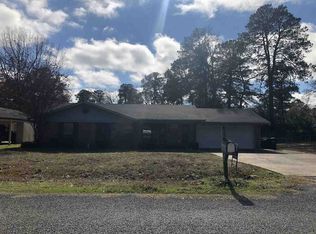 302 Englewood St, Longview, TX 75601