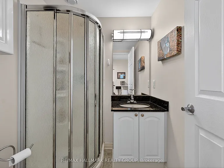 134 York St #PH01 — Photo 36