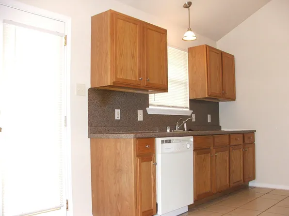 8547 Dunlap St, Dallas, TX 75217