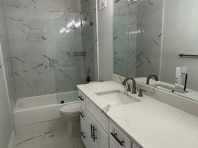 2807 SW Lakemont Pl #1 — Photo 13