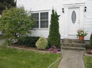 51 Barrington Rd, Longmeadow, MA 01106