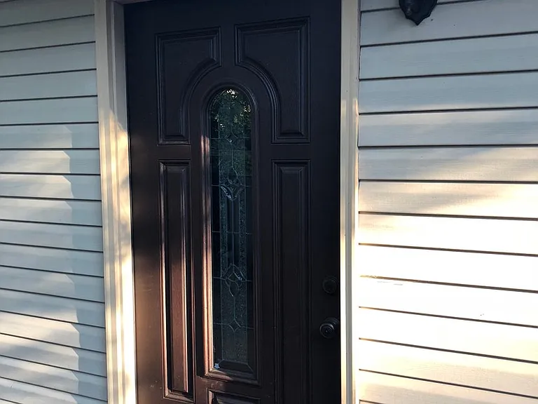 2605 Dexter Ln — Photo 3