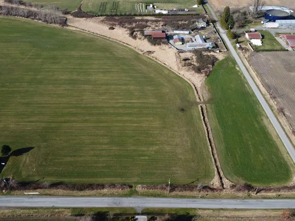 458 Kennedy Rd, Kent, BC V0M 1L0