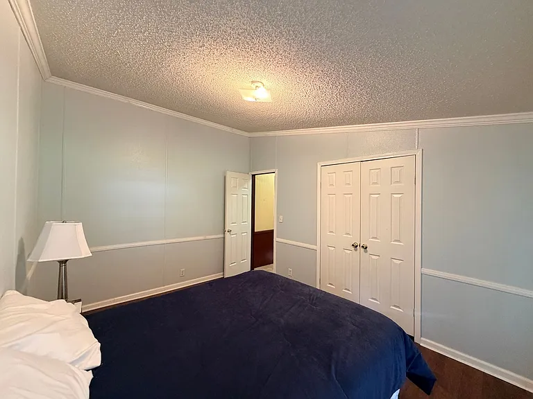 7810 W Lakeshore Dr — Photo 12