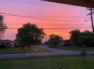 549 Walton Ferry Rd, Hendersonville, TN 37075