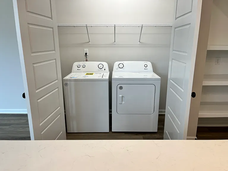 8293 Paramount Point — Photo 12