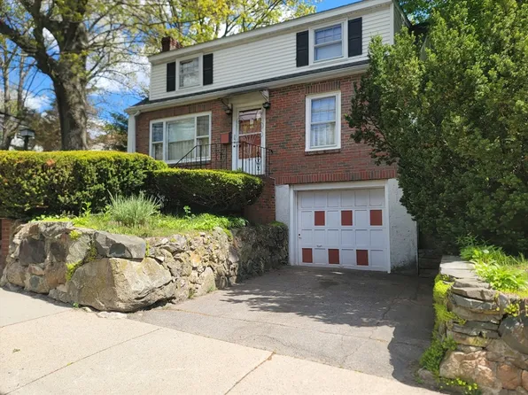 295 West St, Hyde Park, MA 02136