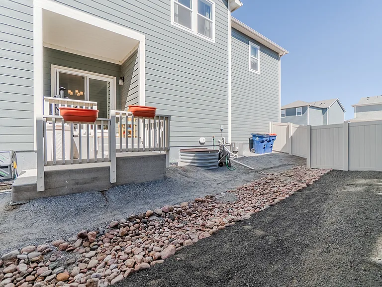 5173 Roundhouse Dr — Photo 30