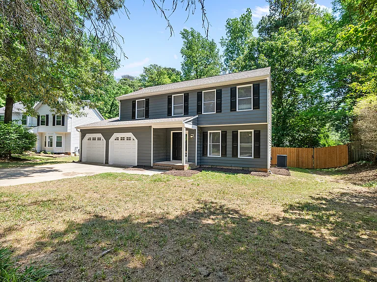 2108 Treverton Pl — Photo 3