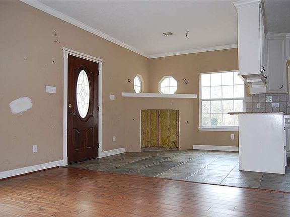 3rd image of 20128 Pine Ln