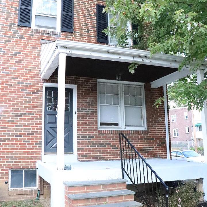 1st image of 1801 Beech St