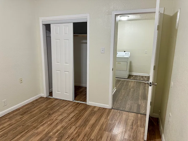5557 Patton Dr — Photo 10
