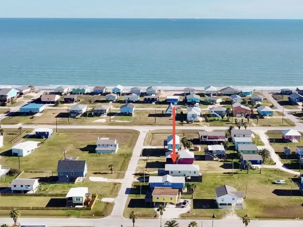 317 Olive St, Surfside Beach, TX 77541