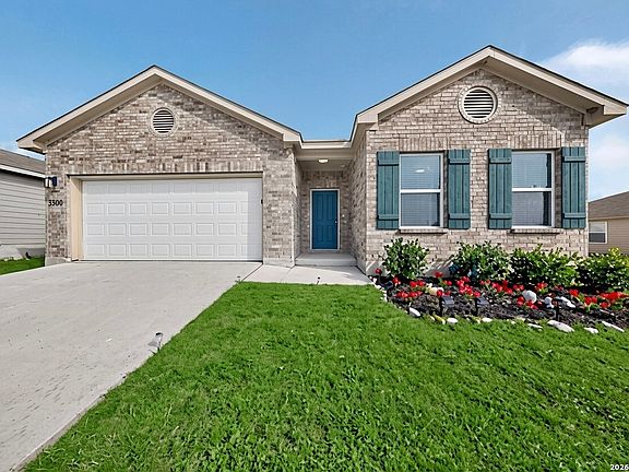 3rd image of 3300 Ridge Pl