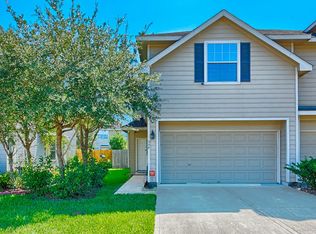 338 Capella Oaks Ln, Dickinson, TX 77539