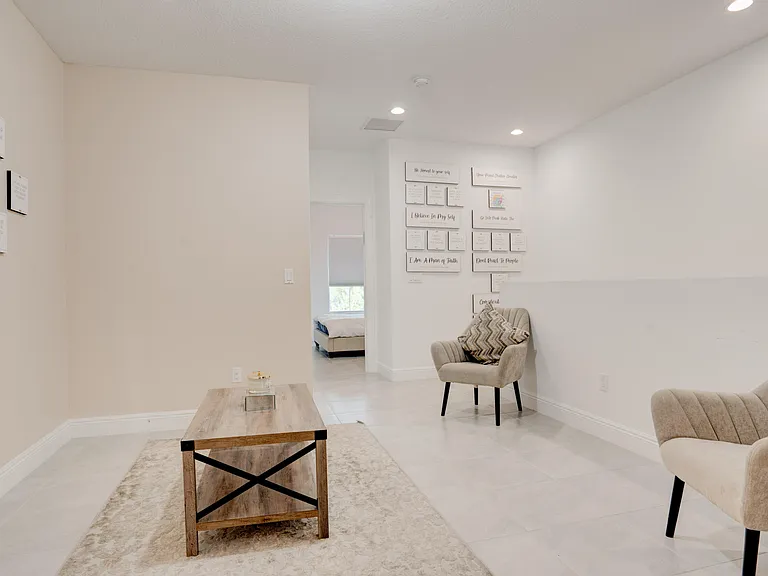 576 Parsons Way — Photo 8