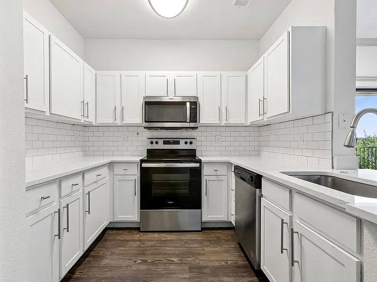 401 Teravista — Photo 15