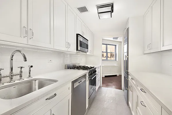 Sold by Stribling | media 21