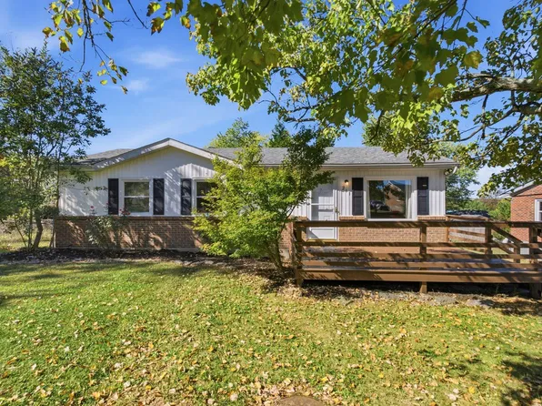 211 Brookfield Dr, Frankfort, KY 40601