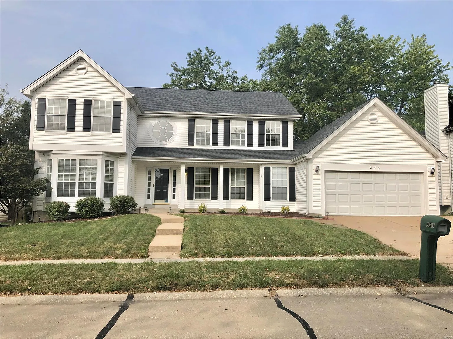 833 Sprinters Row Dr photo 1