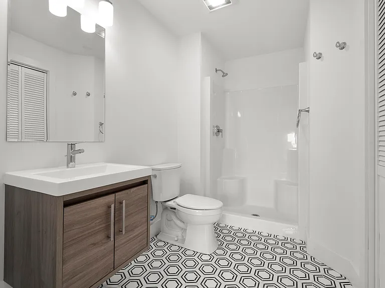 245 E Main St #2 — Photo 30