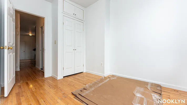 Rented by Nooklyn NYC LLC | media 13