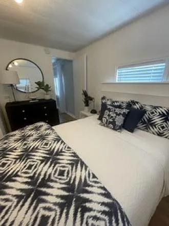 11330 S Indian River Dr #6 — Photo 8