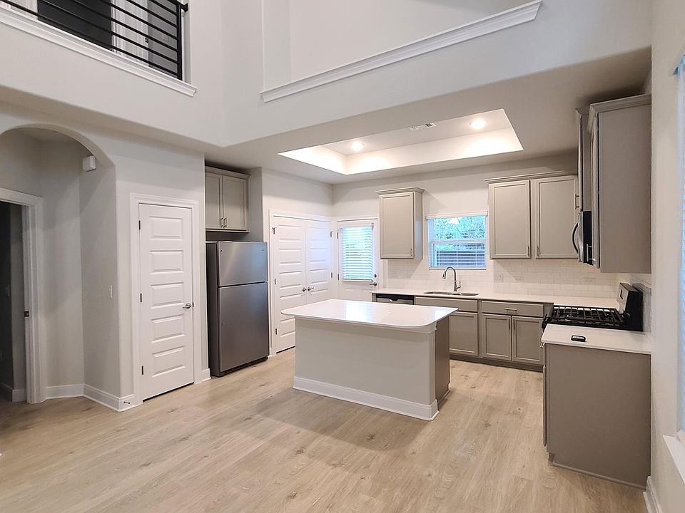 Open Modern Kitchen