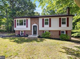 27357 Bosse Dr, Mechanicsville, MD 20659