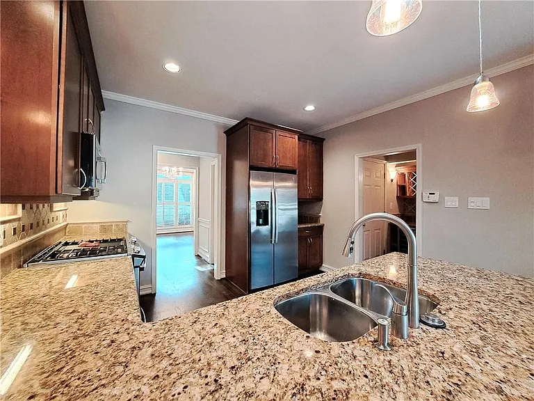2242 Lenox Walk — Photo 12