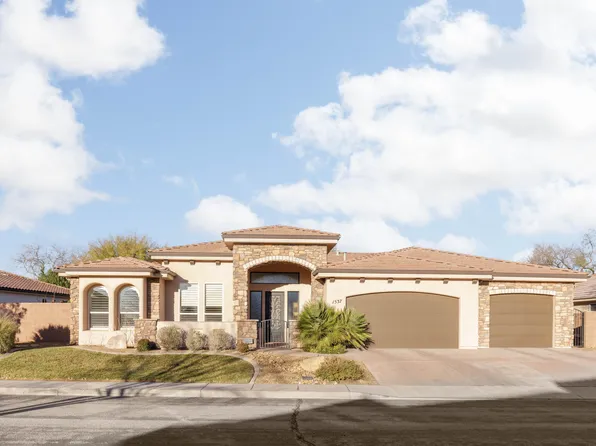 1537 N Blacklion Rd, Washington, UT 84780