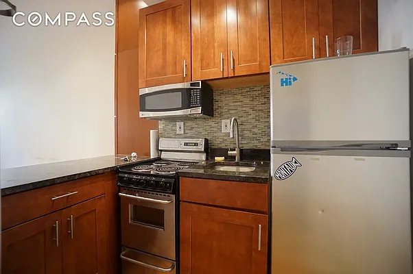 Rented by Compass | media 9