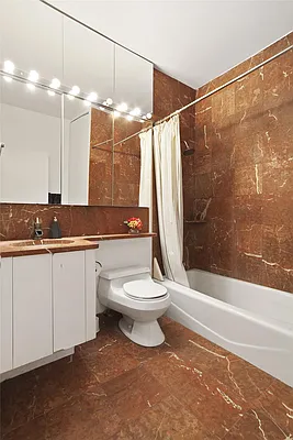 Rented by R New York | media 12